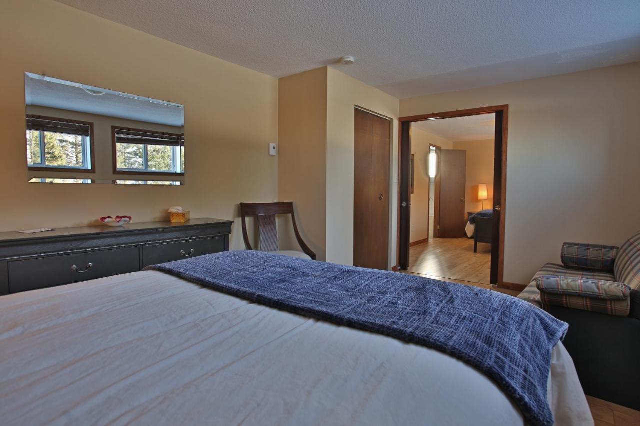 مبيت وإفطار Saint-Hermenegilde Ranch St-Hubert المظهر الخارجي الصورة